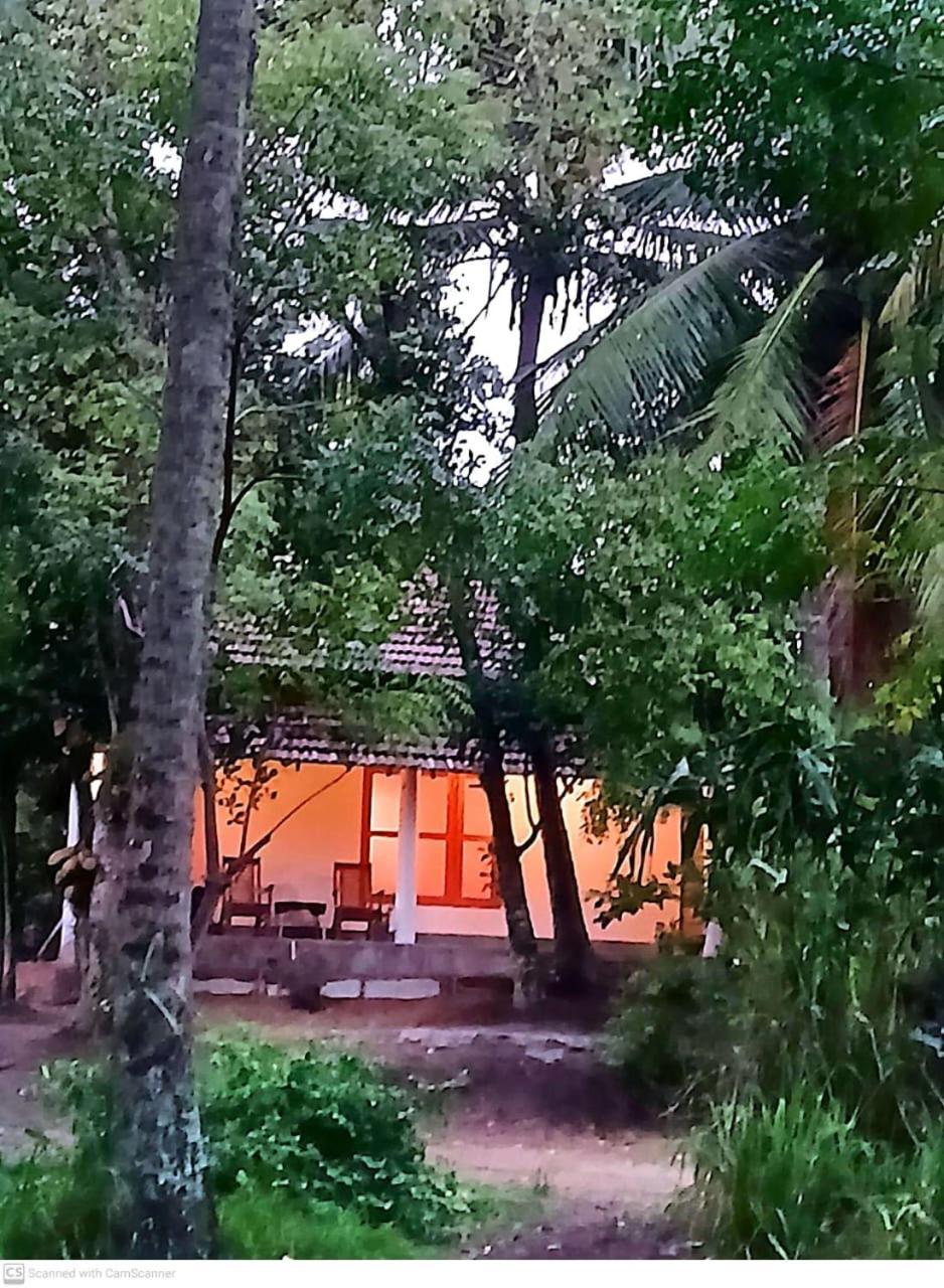 Hotel Lagoon Birds - Tangalle Extérieur photo